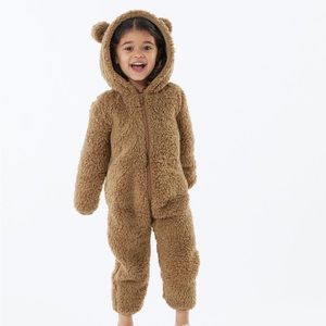 Pottery Barn kids bear costume 🐻 3-5 years